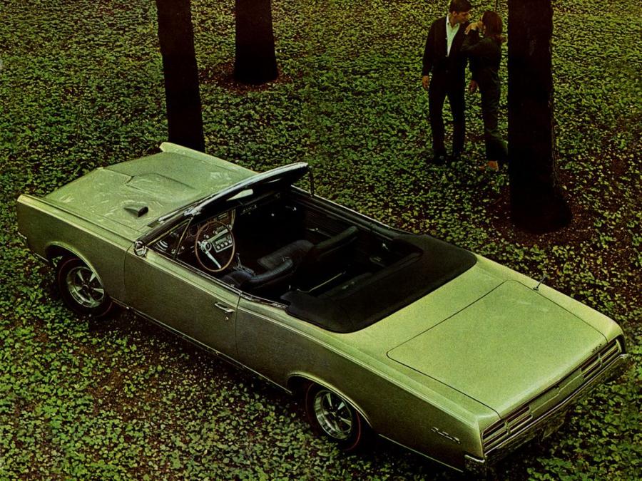  Pontiac Tempest GTO Convertible 1967 года  (фото 7 из 22)